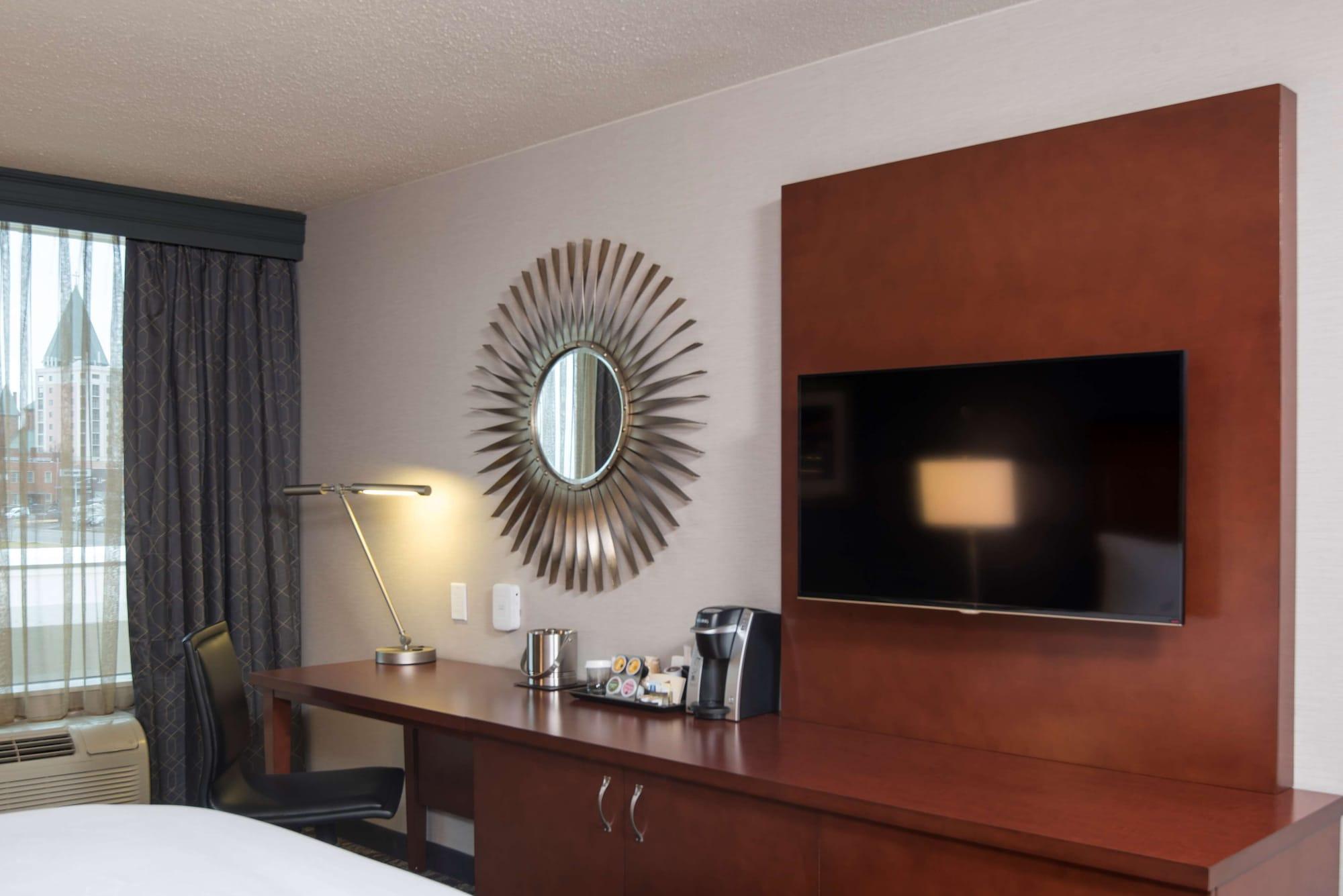 Doubletree By Hilton Schenectady Hotel Buitenkant foto
