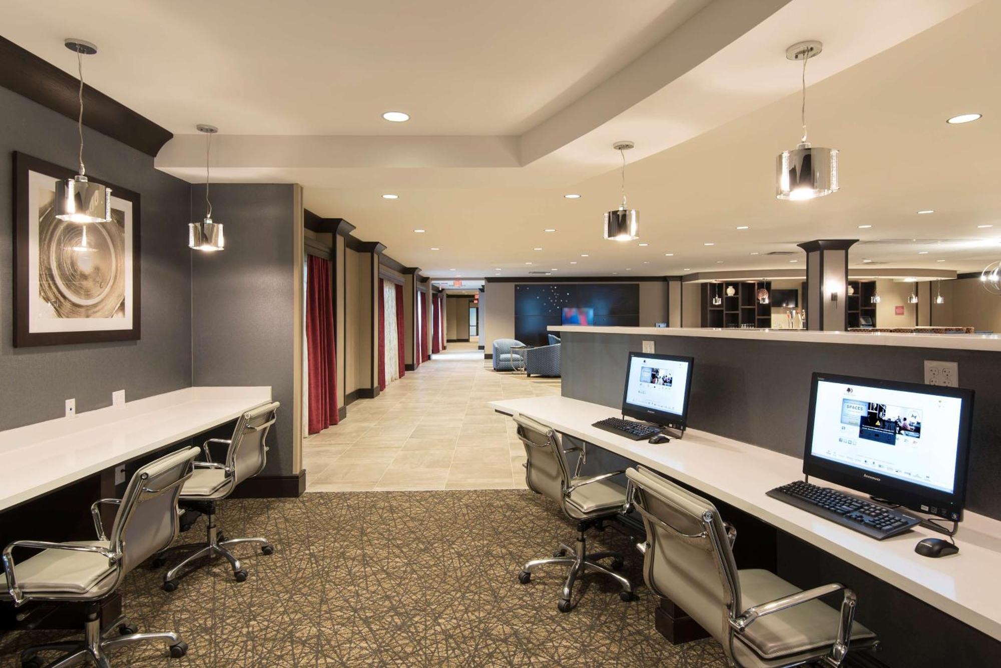 Doubletree By Hilton Schenectady Hotel Buitenkant foto