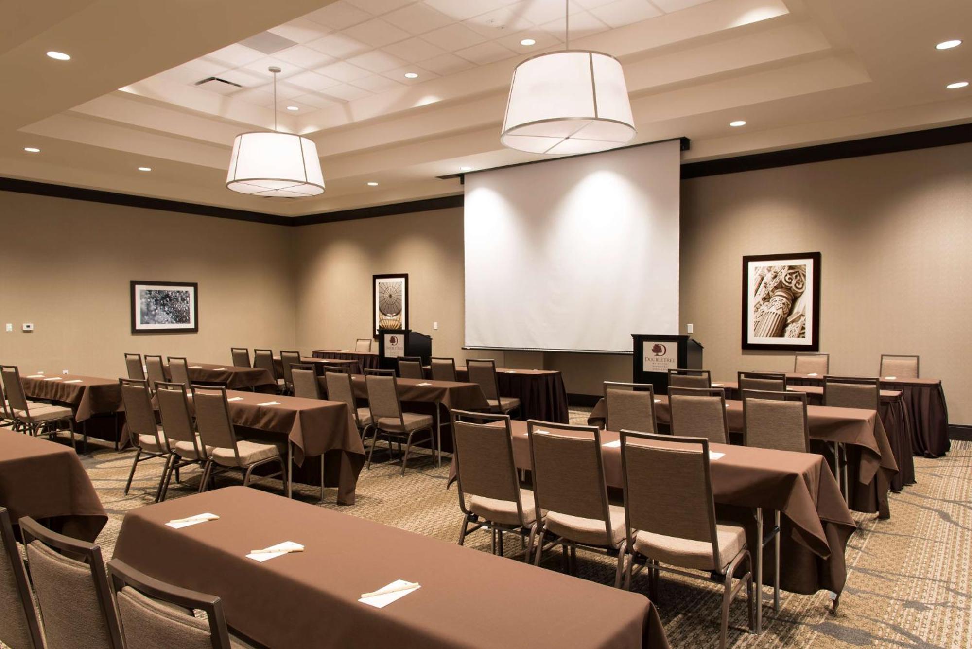 Doubletree By Hilton Schenectady Hotel Buitenkant foto