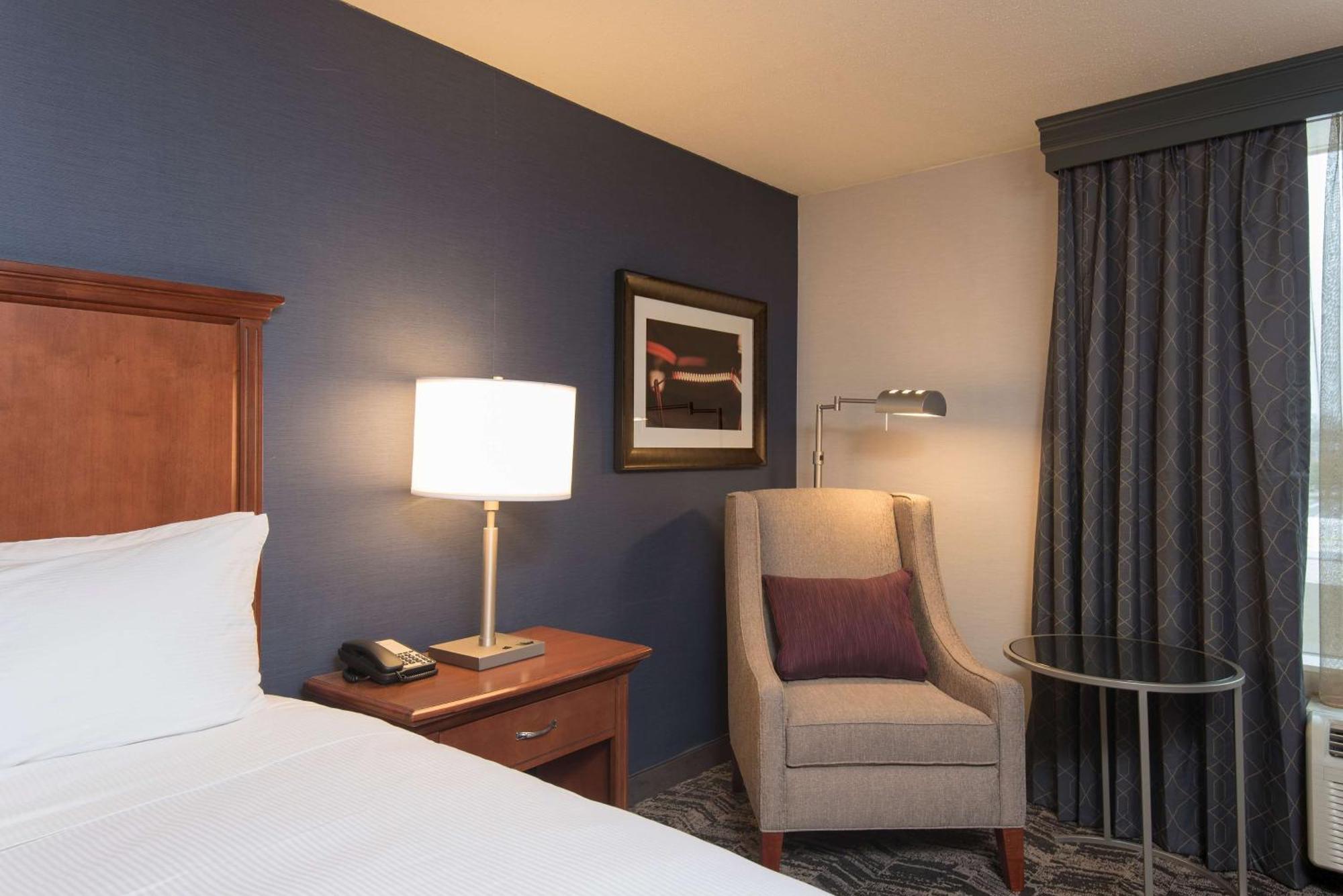 Doubletree By Hilton Schenectady Hotel Buitenkant foto
